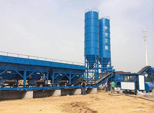 拌和站的選擇與設計要點